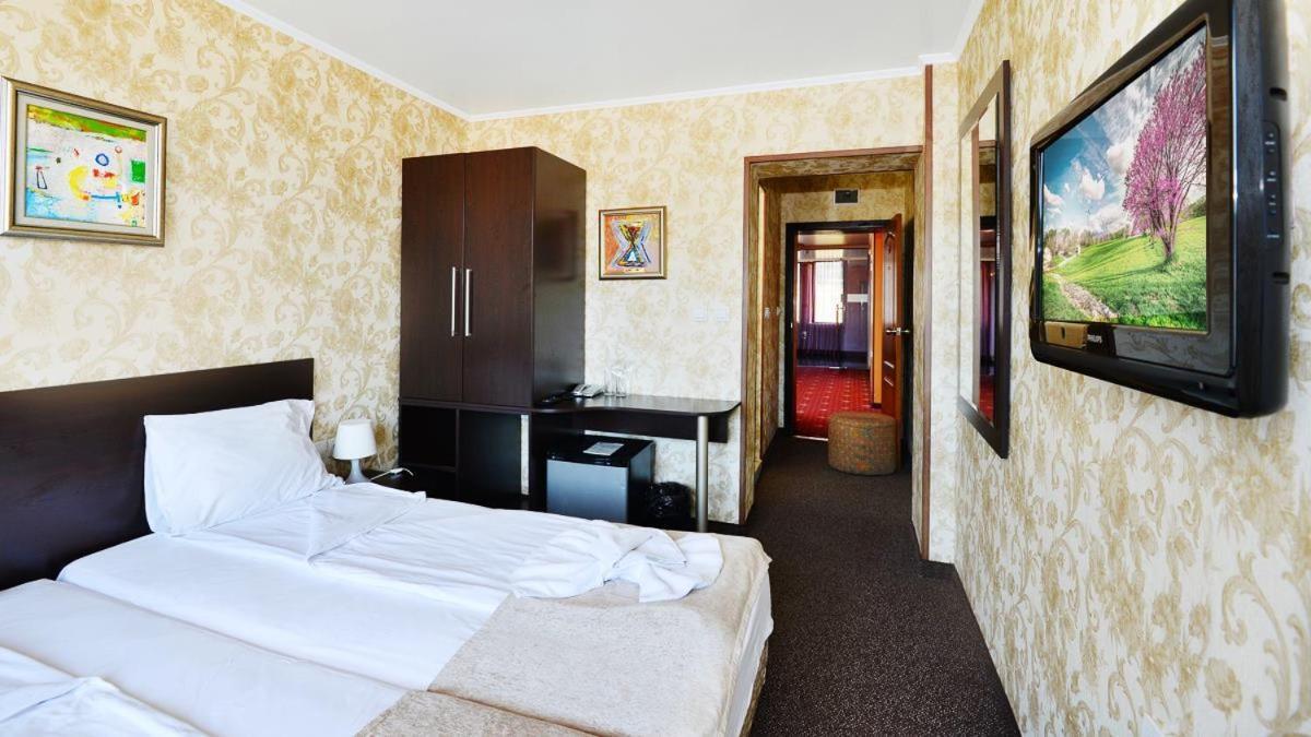 Spa Hotel Select - Halfboard Velingrad Dış mekan fotoğraf